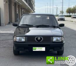 Immagine 3/10 di Alfa Romeo 33 - 1.5 QV (1986)