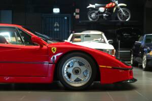 Image 23/50 de Ferrari F40 (1991)