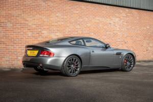 Image 3/30 of Aston Martin V12 Vanquish (2002)