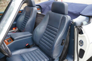 Image 20/50 of Jaguar XJS 5.3 V12 (1988)