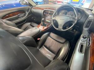 Bild 41/50 von Aston Martin DB 7 Vantage Volante (2002)
