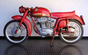 Image 37/83 of MV Agusta 175 CS Sport Disco Volante (1955)