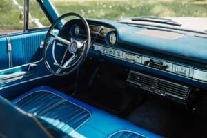 Image 13/20 of Ford Country Squire Station Wagon (1964)
