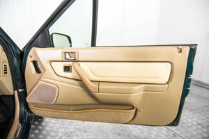 Image 33/50 de Rover 216 (1996)