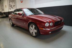 Bild 2/50 von Jaguar XJR Super V8 (2007)