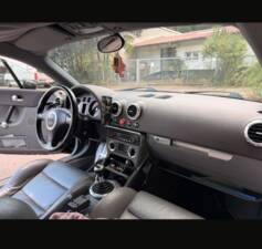 Image 6/9 de Audi TT 1.8 T (2002)