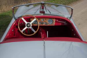 Imagen 2/6 de Jaguar XK 140 OTS (1956)