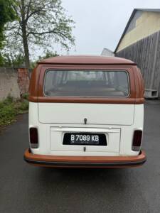 Bild 5/18 von Volkswagen T2b Kleinbus (1979)