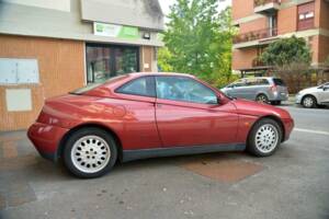 Bild 3/10 von Alfa Romeo GTV 2.0 V6 Turbo (1996)
