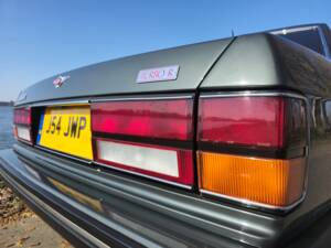 Image 14/33 of Bentley Turbo R lang (1992)