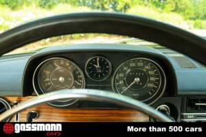 Image 9/15 de Mercedes-Benz 250 CE (1970)