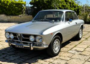 Afbeelding 5/43 van Alfa Romeo 1750 GT Veloce (1970)