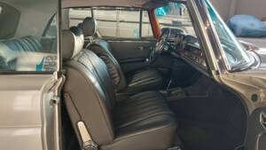 Image 5/60 of Mercedes-Benz 280 SE (1969)