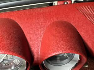 Imagen 46/56 de Volkswagen 1600 TL (1966)