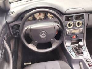 Bild 29/46 von Mercedes-Benz SLK 200 (2000)