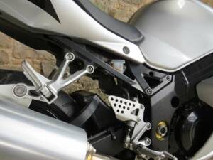 Imagen 22/41 de Suzuki DUMMY (2003)