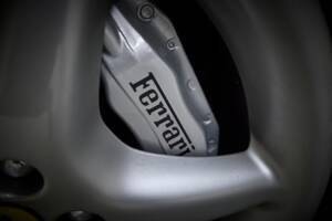 Bild 70/98 von Ferrari 550 Maranello (1998)
