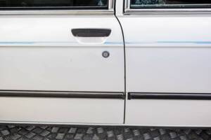 Image 34/50 of BMW 320i (1981)