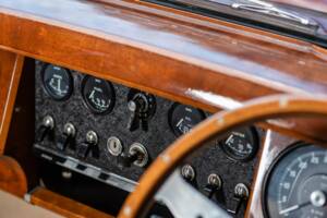 Image 38/49 of Jaguar Mk II 3.4 (1967)