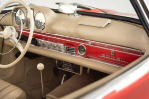 Image 34/47 de Mercedes-Benz 300 SL Roadster (1959)