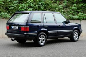 Afbeelding 9/95 van Land Rover Range Rover 4.6 Vogue (2002)