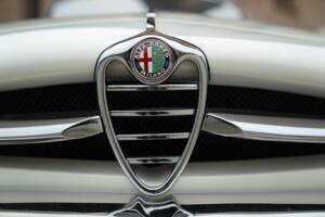 Image 31/50 of Alfa Romeo Giulia Sprint Speciale (1964)