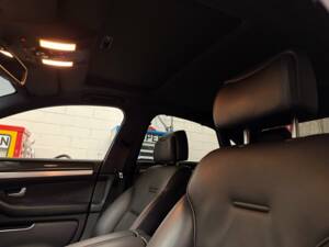 Bild 10/18 von Audi S8 V10 (2008)