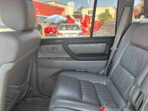 Image 21/28 of Toyota Land Cruiser J 100 V8 (2002)
