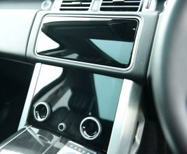Image 21/50 of Land Rover Range Rover Vogue SDV8 (2019)