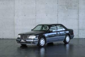 Bild 1/50 von Mercedes-Benz 500 E (1993)