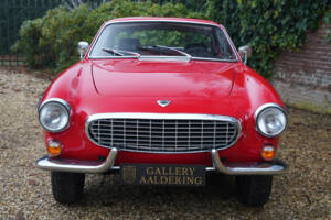 Image 28/50 of Volvo 1800 S (1964)