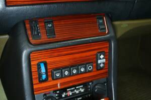 Bild 17/50 von Mercedes-Benz 300 D (1981)