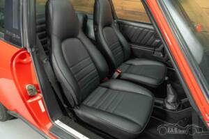 Bild 8/19 von Porsche 911 Carrera 3.2 (1985)