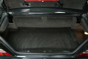 Imagen 24/30 de Mercedes-Benz 300 CE-24 (1993)