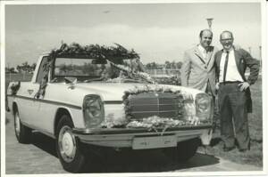 Image 21/23 of Mercedes-Benz 220 D (1973)