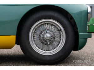 Image 34/50 of Aston Martin DB 2 (1952)