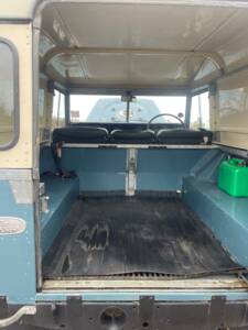 Bild 8/12 von Land Rover 88 (1976)