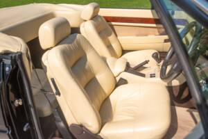 Bild 22/42 von Maserati Biturbo Spyder i (1988)