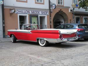 Image 10/31 de Ford Fairlane Skyliner (1959)
