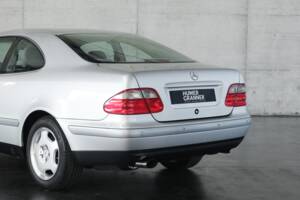 Bild 15/50 von Mercedes-Benz CLK 230 Kompressor (1999)