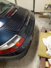 Image 11/12 of Porsche 911 Carrera 4 (1998)