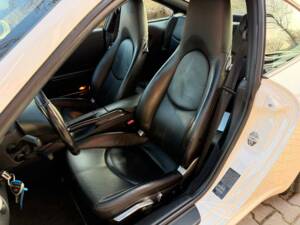 Bild 5/24 von Porsche 911 Carrera S (2004)