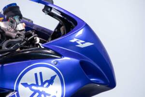 Bild 44/50 von Yamaha DUMMY (2004)