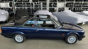 Image 10/19 of BMW 316i Baur TC (1990)