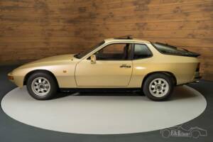 Image 7/8 of Porsche 924 (1983)
