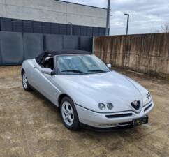Bild 23/40 von Alfa Romeo Spider 2.0 Twin Spark 16V (1997)