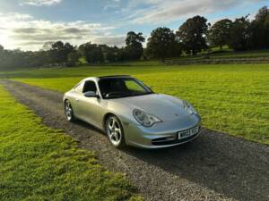 Image 1/54 de Porsche 911 Carrera (2003)