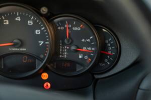 Image 47/50 of Porsche 911 Carrera 4 (1999)