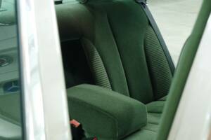 Bild 32/50 von Mercedes-Benz 300 SEL (1986)