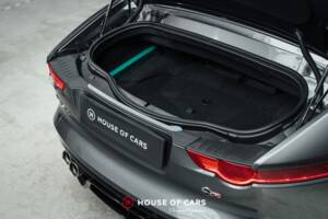 Afbeelding 14/25 van Jaguar F-Type SVR (2017)